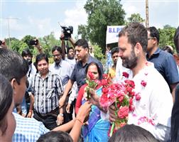 Rahul Gandhi With Students